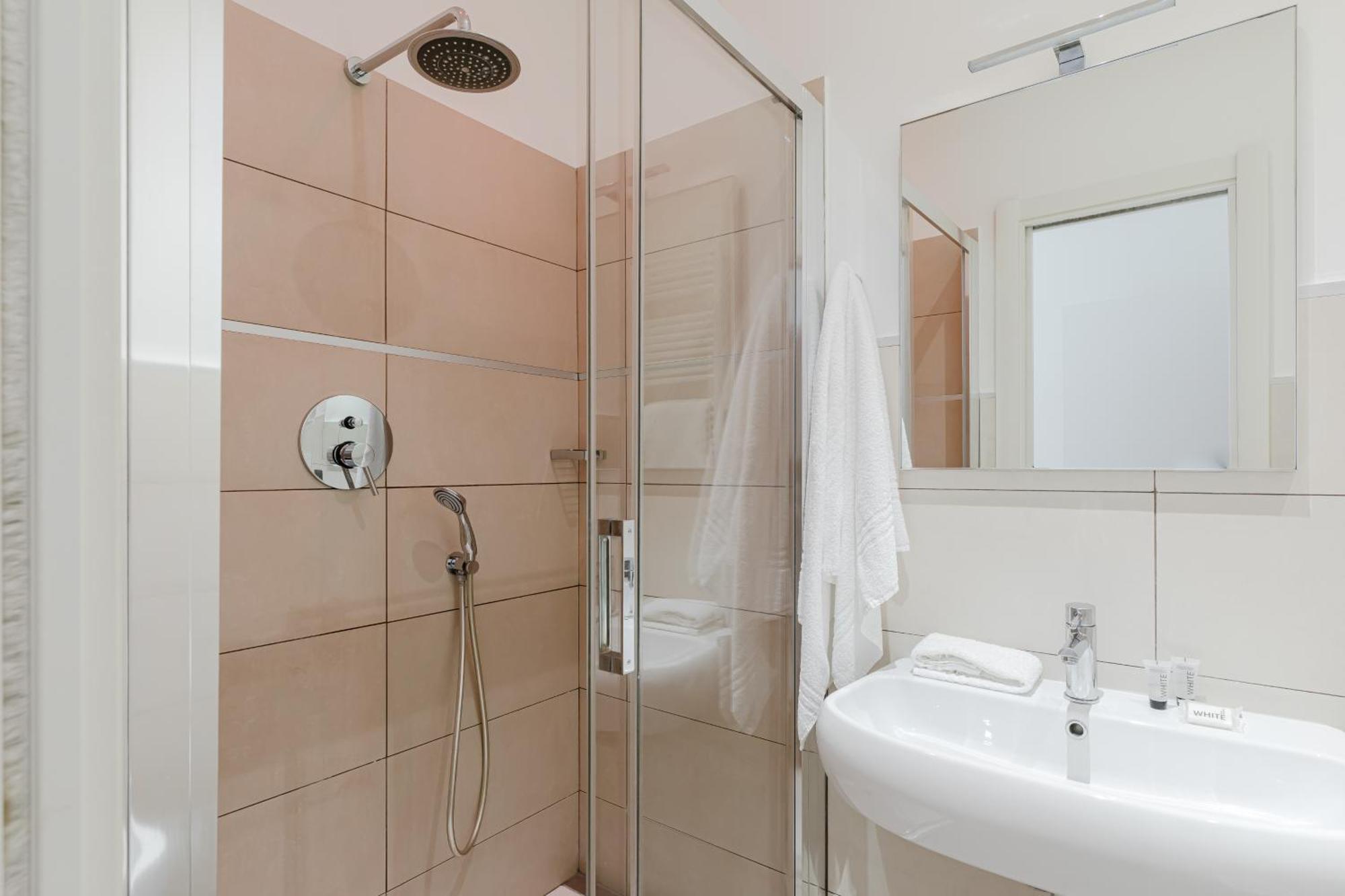 Appartamento Via Tolemaide Private Roma